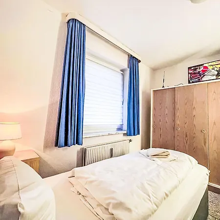 Apartamento 1 In Ruhigem Haus By Interhome