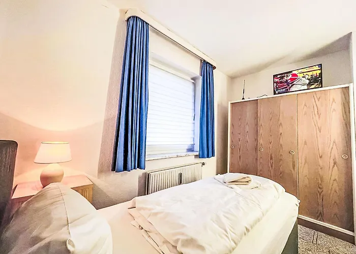 Apartamento 1 In Ruhigem Haus By Interhome